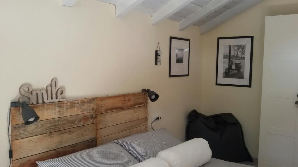 Il Pettirosso B&B Certosa di Pavia Habitación foto